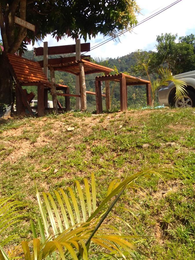 Delimah Guesthouse Kuala Tahan Exterior foto